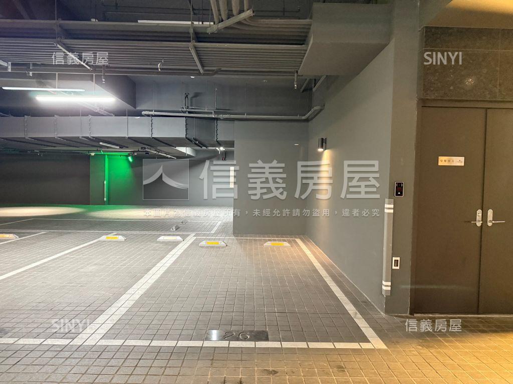 國泰ＴＨＥＰＡＲＫ美宅房屋室內格局與周邊環境
