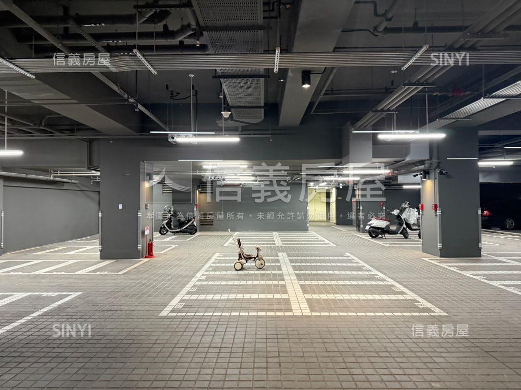 國泰ＴＨＥＰＡＲＫ美宅房屋室內格局與周邊環境