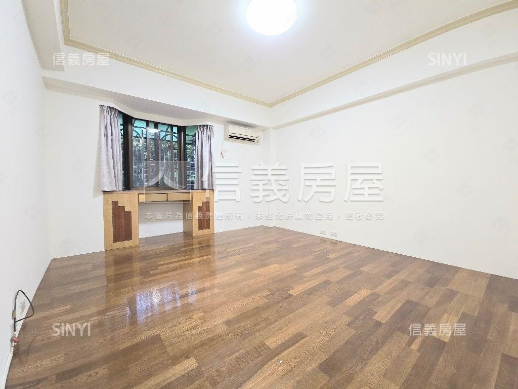 獨立車位➤電梯三房房屋室內格局與周邊環境