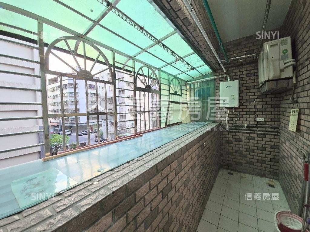 獨立車位➤電梯三房房屋室內格局與周邊環境