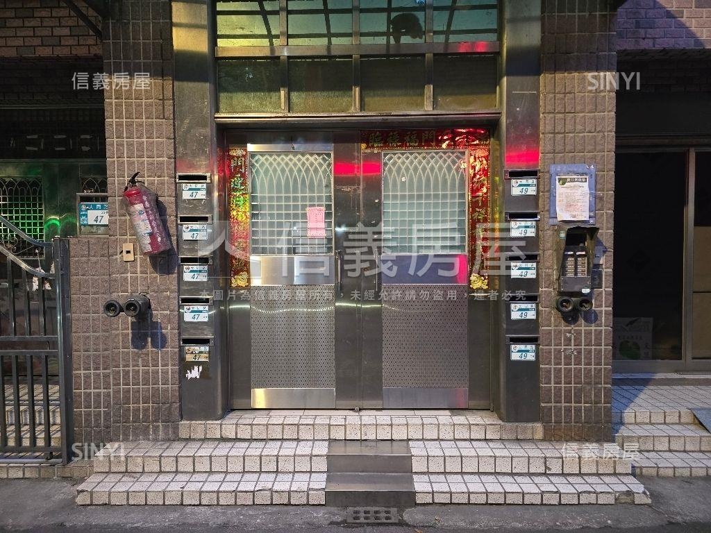 獨立車位➤電梯三房房屋室內格局與周邊環境