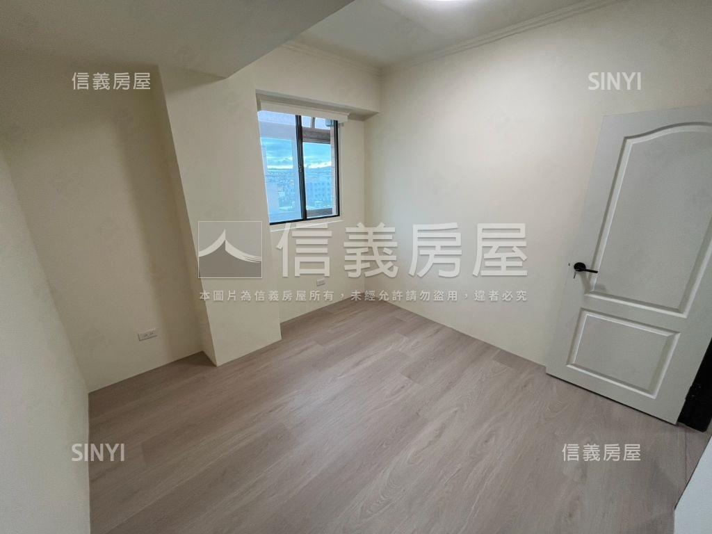 龍岡美妝整新大３房房屋室內格局與周邊環境