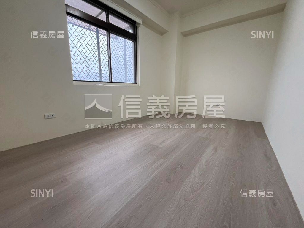 龍岡美妝整新大３房房屋室內格局與周邊環境