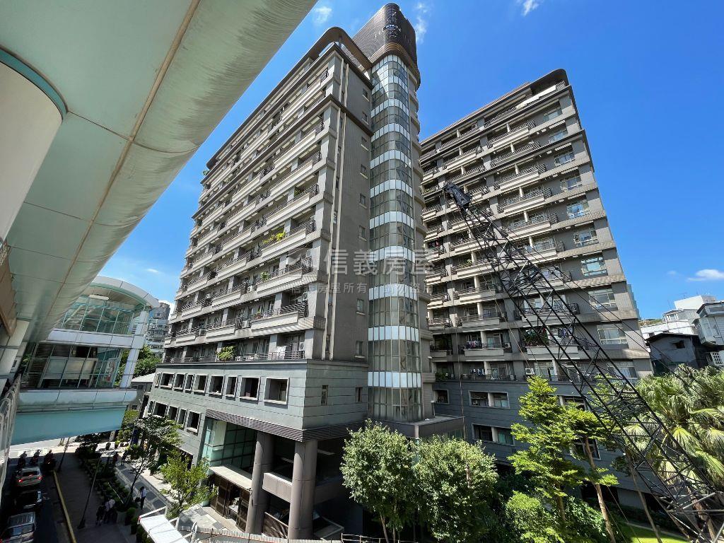 六張犁捷運美妝邊間法拉麗房屋室內格局與周邊環境