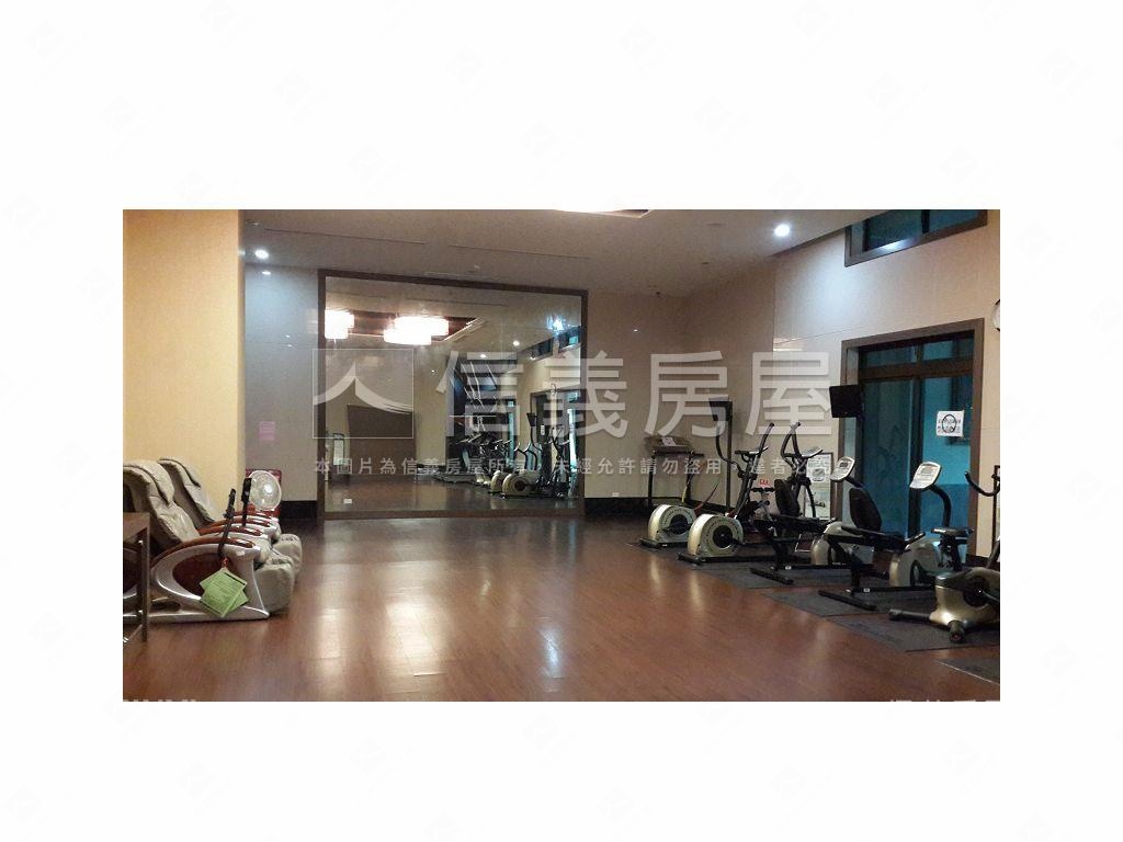 專任！交響樂三房平面車位房屋室內格局與周邊環境