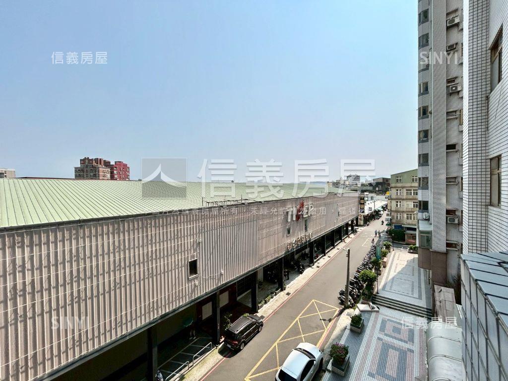 哈佛世家四房車位房屋室內格局與周邊環境