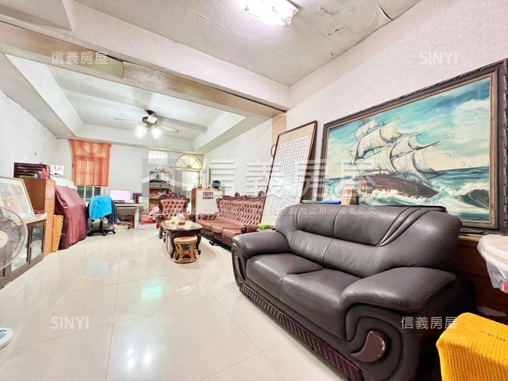 湖美靜謐透天車墅房屋室內格局與周邊環境