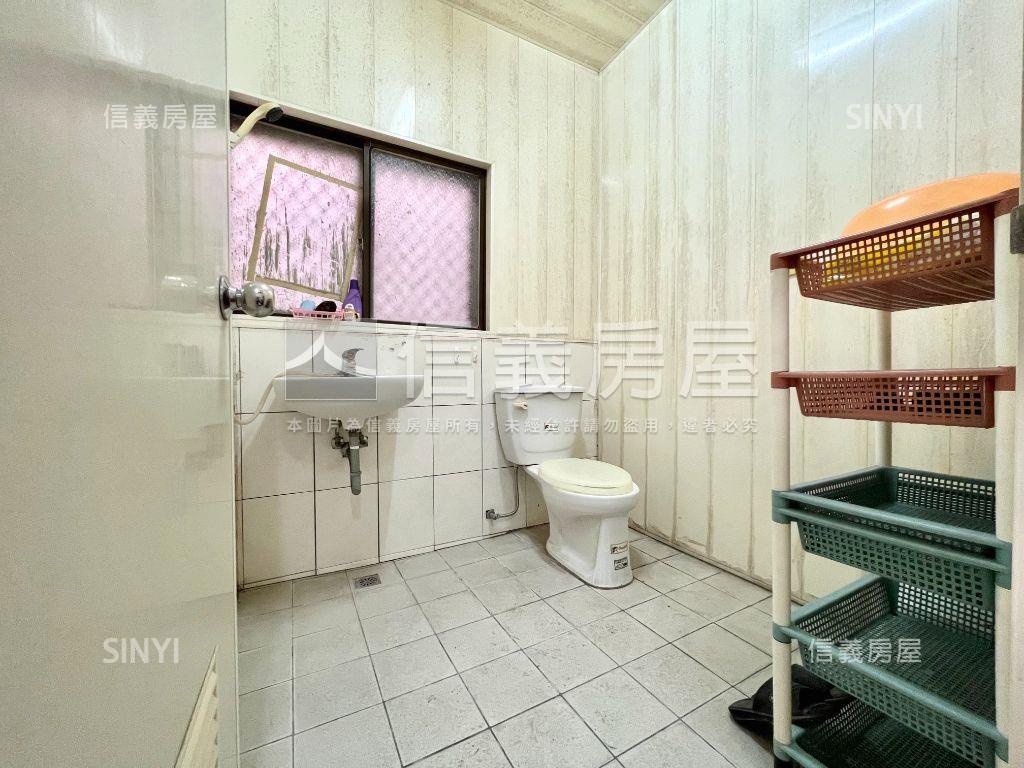 湖美靜謐透天車墅房屋室內格局與周邊環境