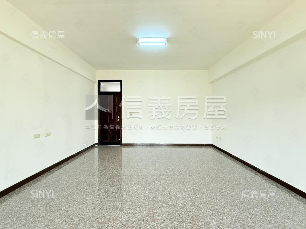 復興國中正對面金店住房屋室內格局與周邊環境