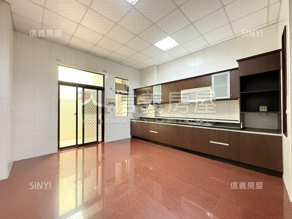 復興國中正對面金店住房屋室內格局與周邊環境