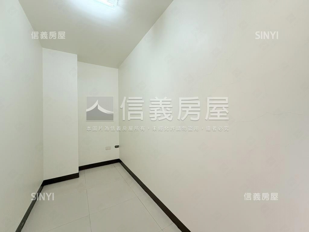 復興國中正對面金店住房屋室內格局與周邊環境