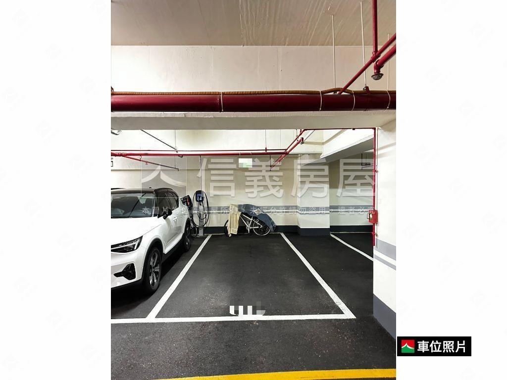藏峰裝潢景觀三房車位房屋室內格局與周邊環境
