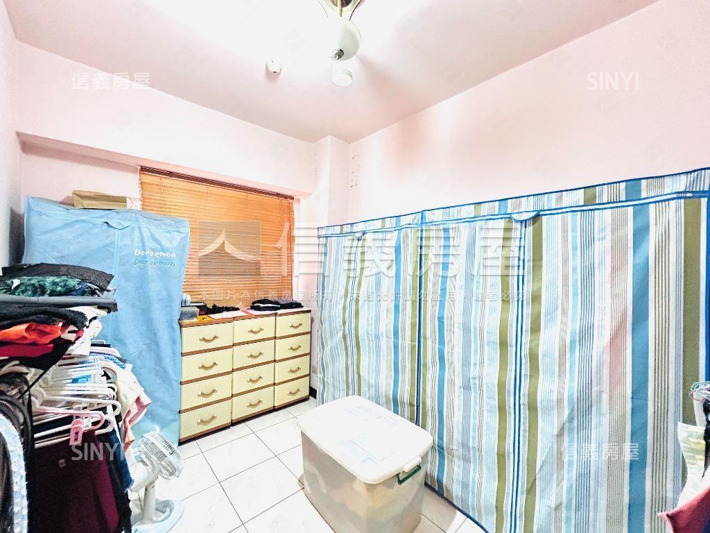 冠綸台北電梯三房房屋室內格局與周邊環境