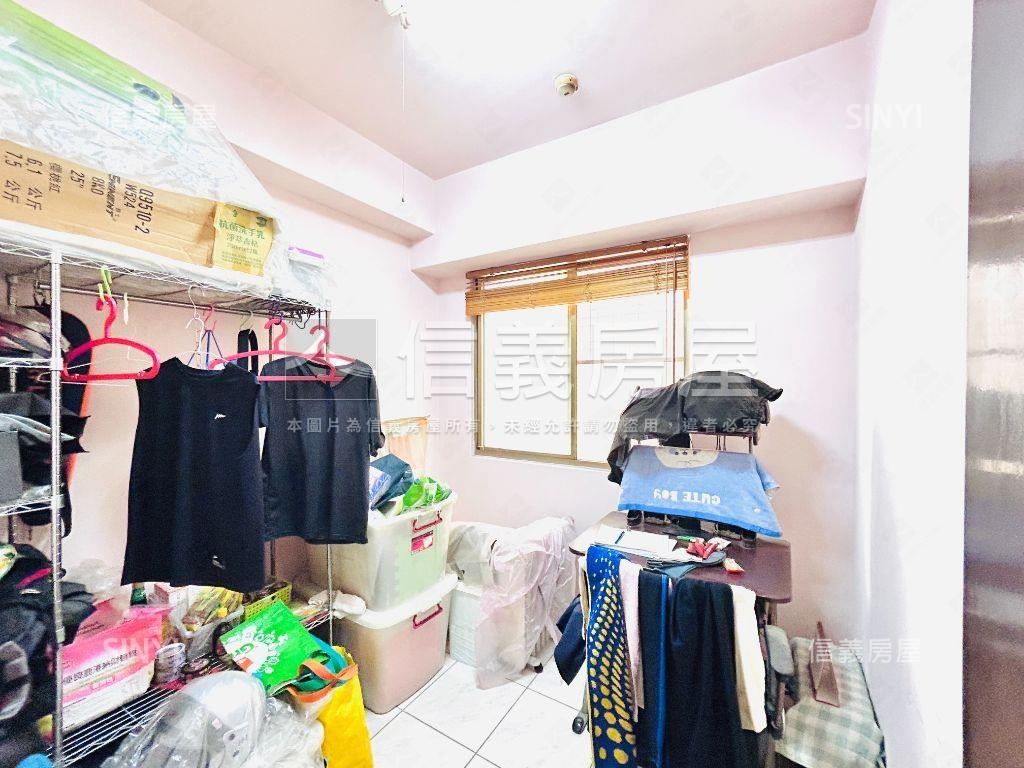 冠綸台北電梯三房房屋室內格局與周邊環境