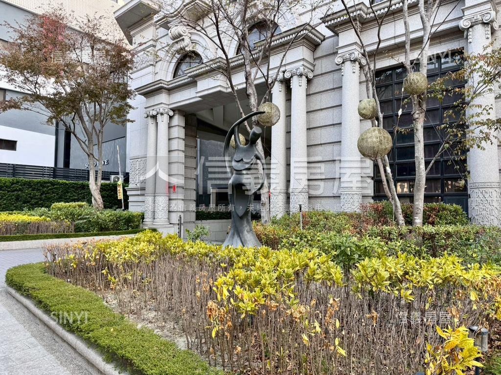 赫里翁臻愛視野兩房車位房屋室內格局與周邊環境