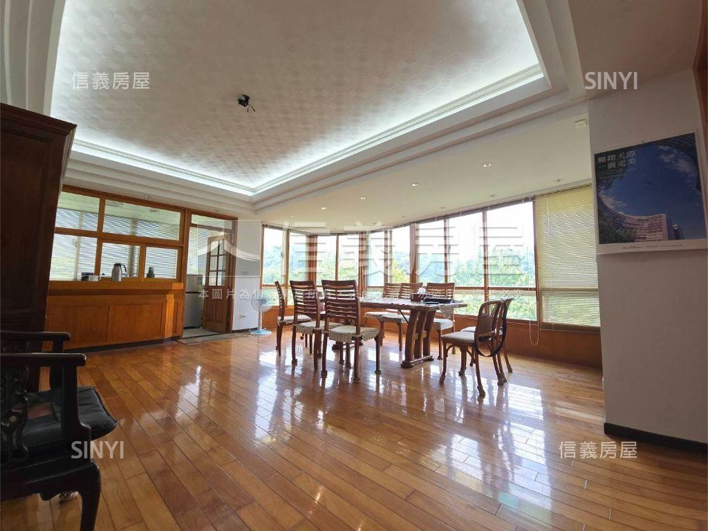 陽明山湖濱大廈開闊邊間房屋室內格局與周邊環境