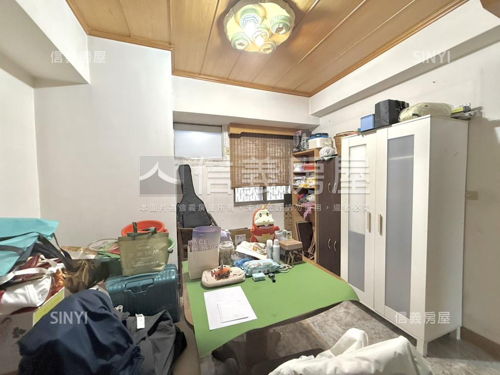 愛河景觀啵亮大三房房屋室內格局與周邊環境