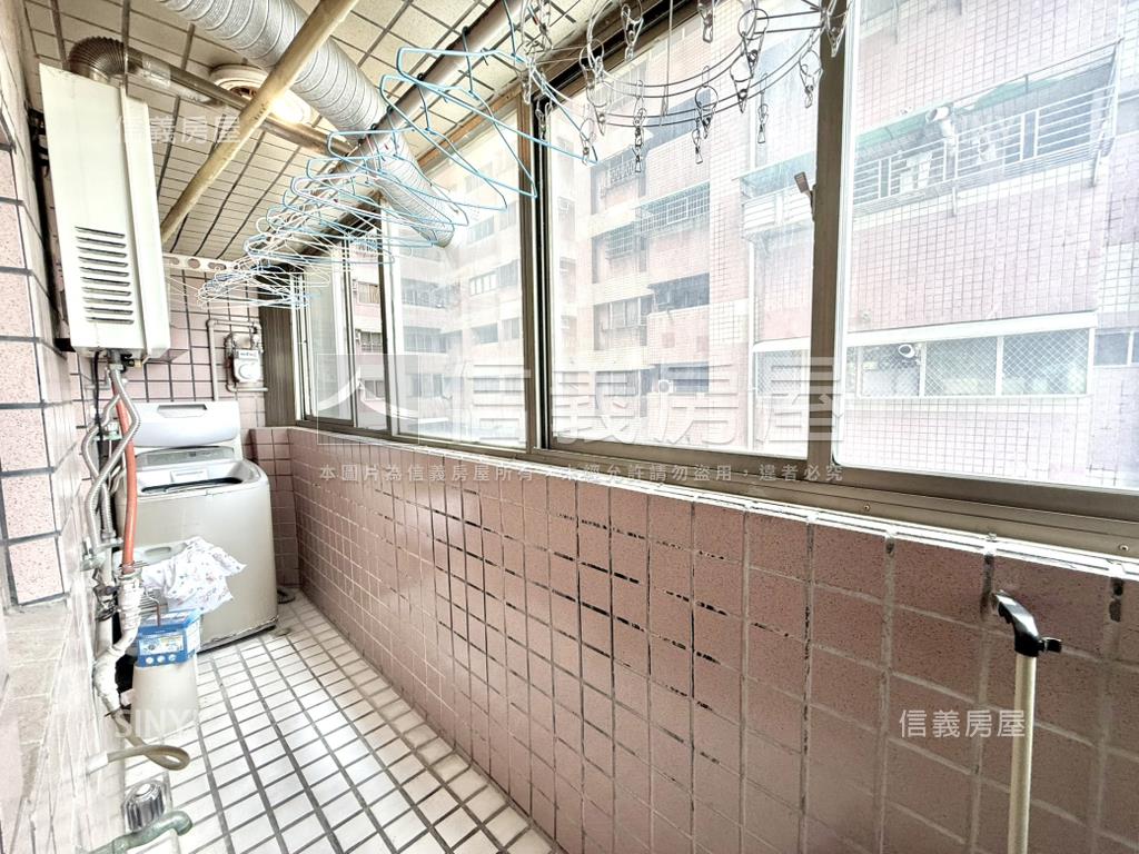 愛河景觀啵亮大三房房屋室內格局與周邊環境