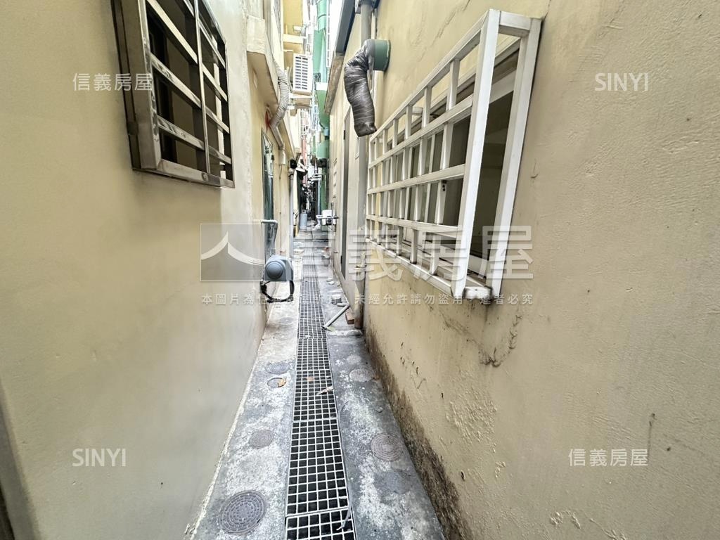 近綠園道尚武透天房屋室內格局與周邊環境