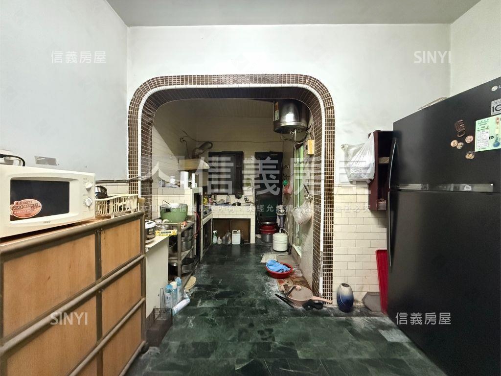 泓運發達宅瑞隆活巷透房屋室內格局與周邊環境