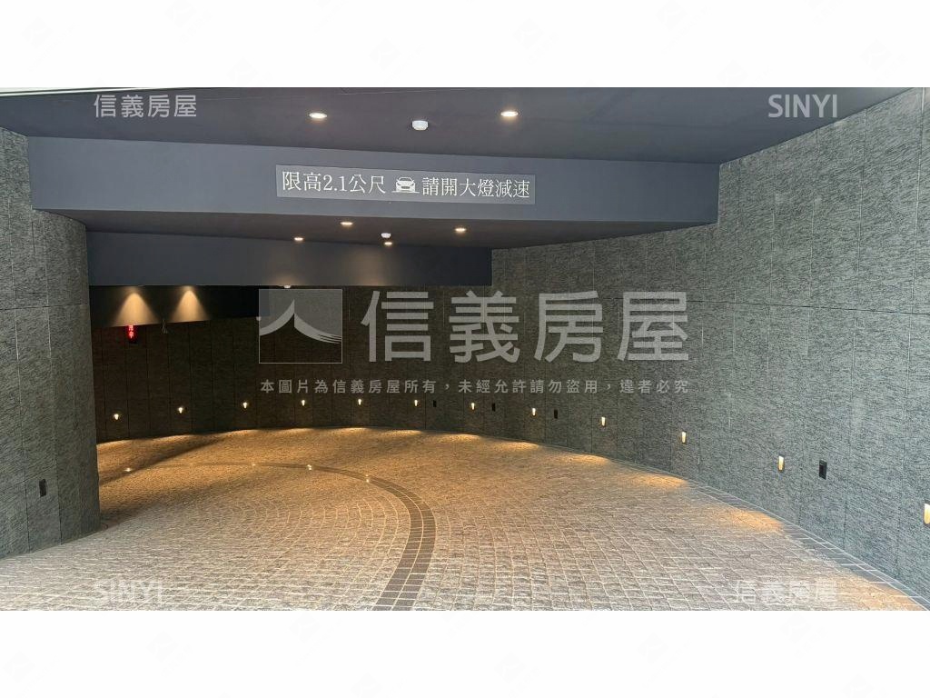 信義計劃區松雍高樓極品房屋室內格局與周邊環境