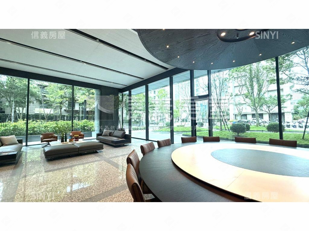 信義計劃區松雍高樓極品房屋室內格局與周邊環境