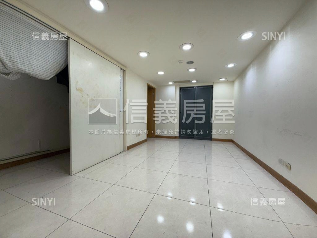 中壢夜市王收租金店面房屋室內格局與周邊環境