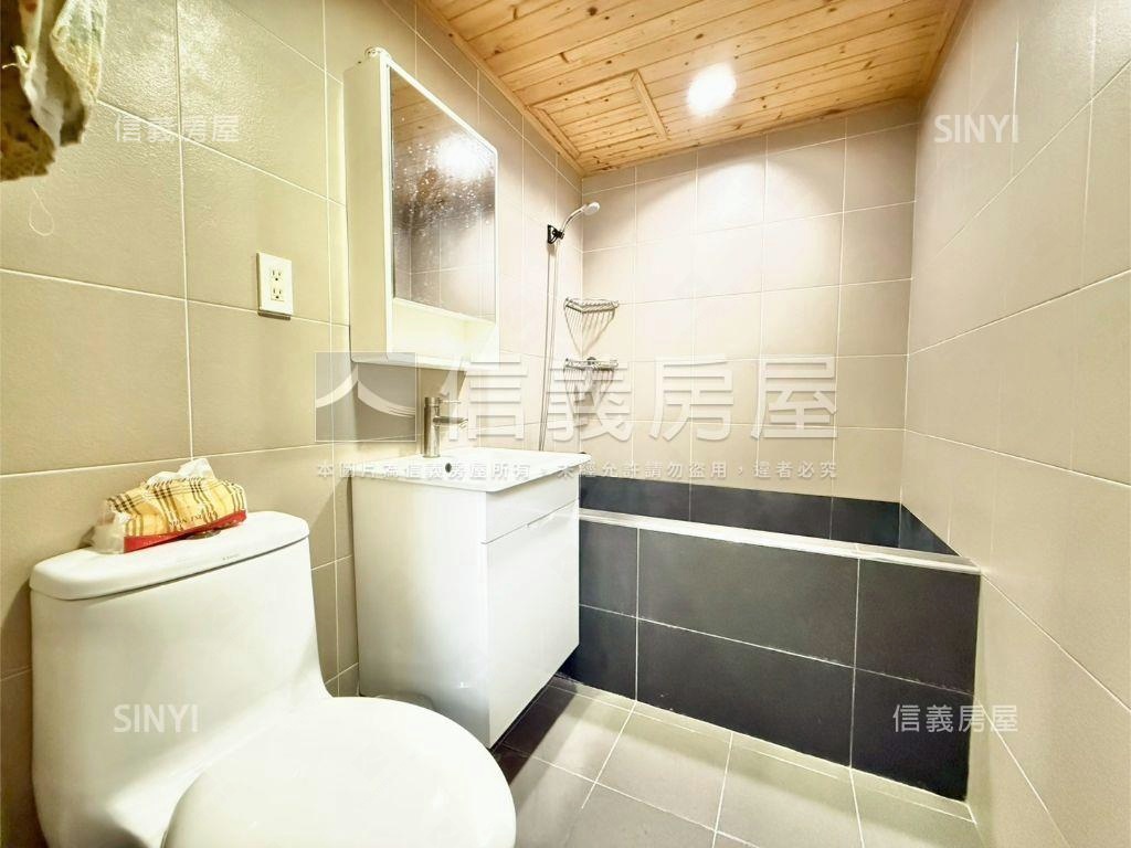 近Ｒ１５蛋黃區稀有庭院宅房屋室內格局與周邊環境