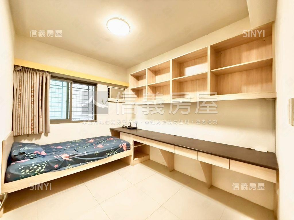 近Ｒ１５蛋黃區稀有庭院宅房屋室內格局與周邊環境