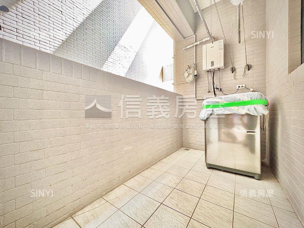 ＬＭ｜高樓質感三房平車房屋室內格局與周邊環境