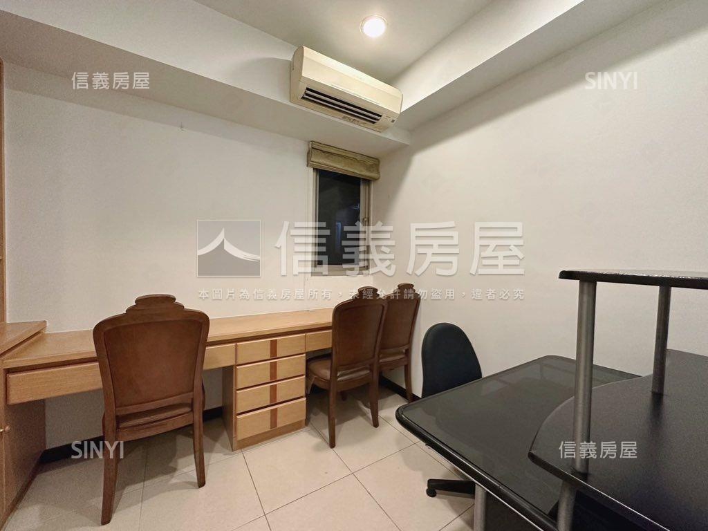 皇翔太陽城高樓四房車位房屋室內格局與周邊環境