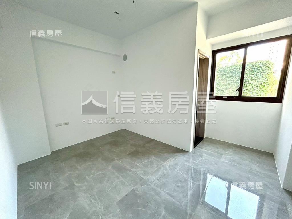 西區全新電梯店套房屋室內格局與周邊環境