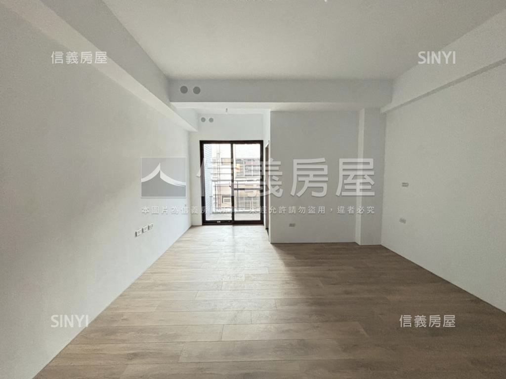 西區全新電梯店套房屋室內格局與周邊環境