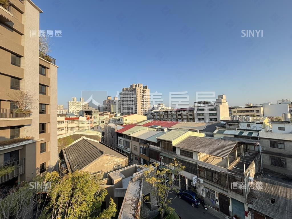 西區全新電梯店套房屋室內格局與周邊環境