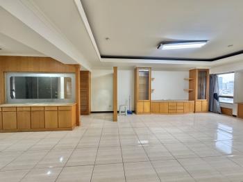 國唐地糧大四房雙車位