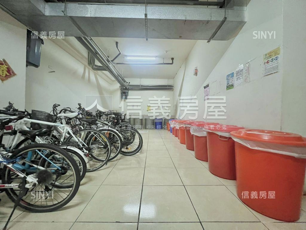 心鑽城堡優質套房房屋室內格局與周邊環境