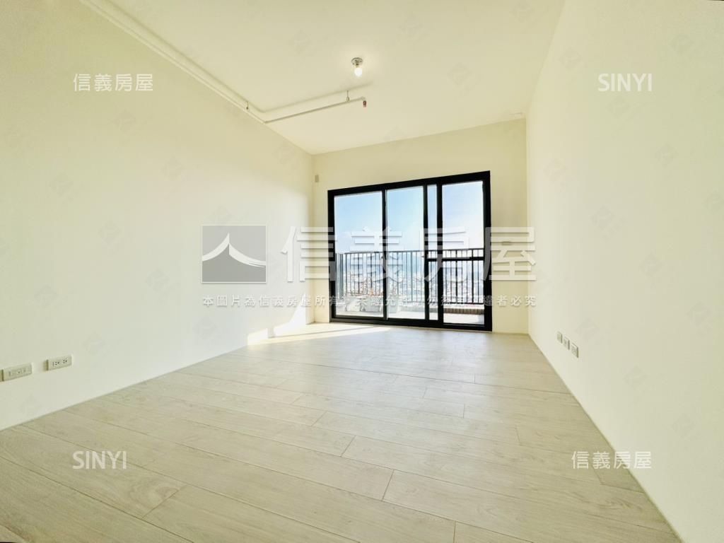 專任未住過朝南山景視野戶房屋室內格局與周邊環境