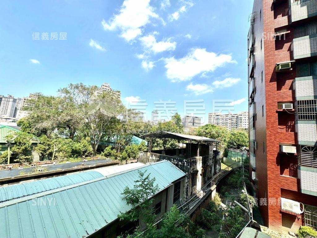 健康綠園道私藏雙店面房屋室內格局與周邊環境