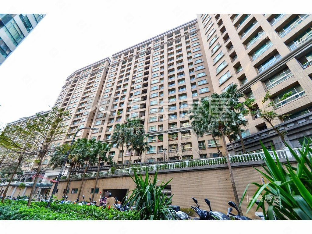 元氣‧豪景房屋室內格局與周邊環境