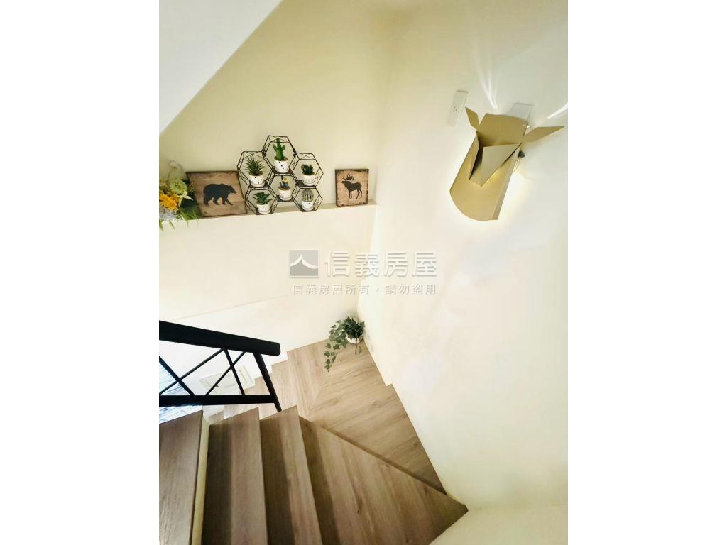 溫馨裝潢電梯透天房屋室內格局與周邊環境