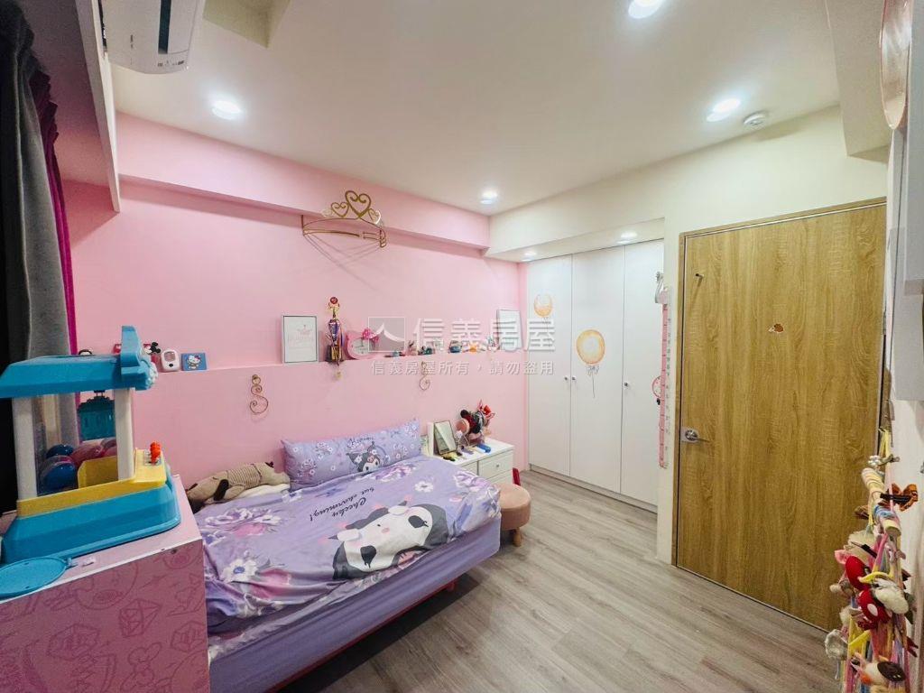 溫馨裝潢電梯透天房屋室內格局與周邊環境