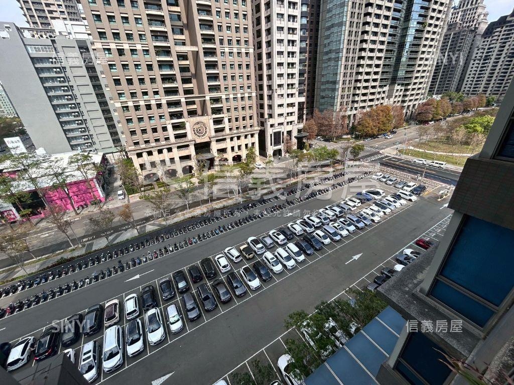 新市政小豪宅房屋室內格局與周邊環境