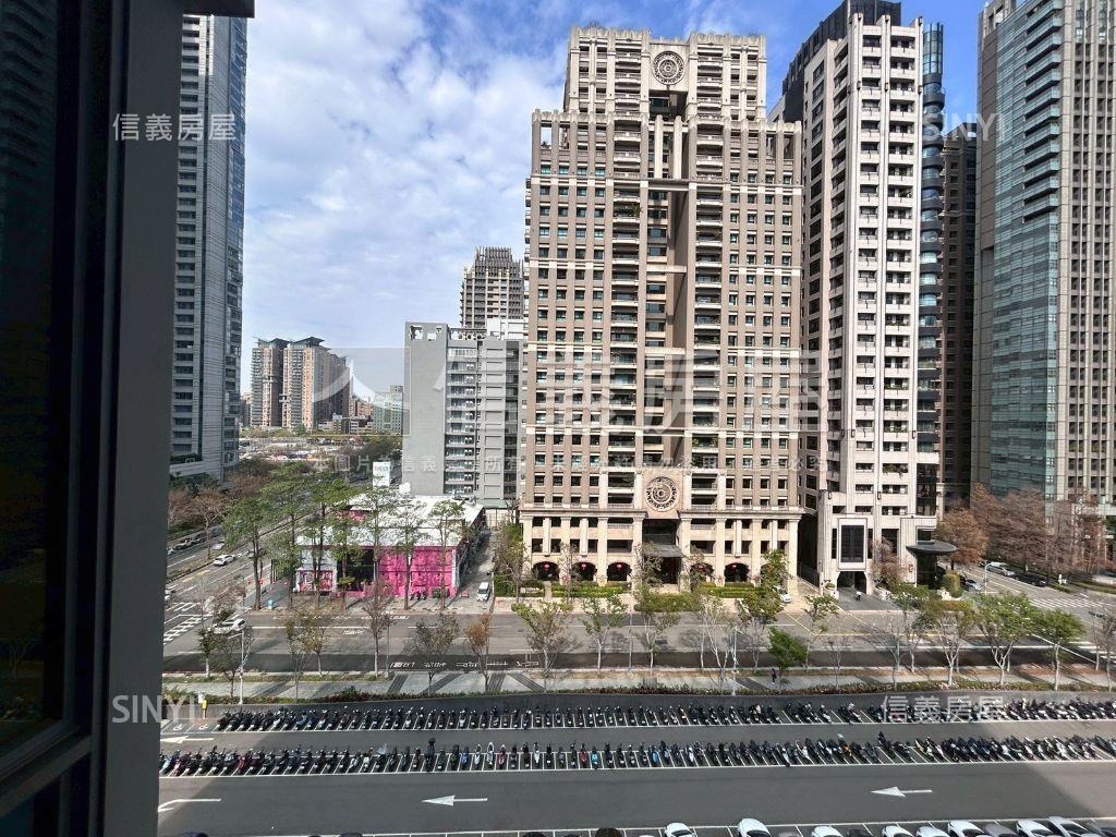 新市政小豪宅房屋室內格局與周邊環境