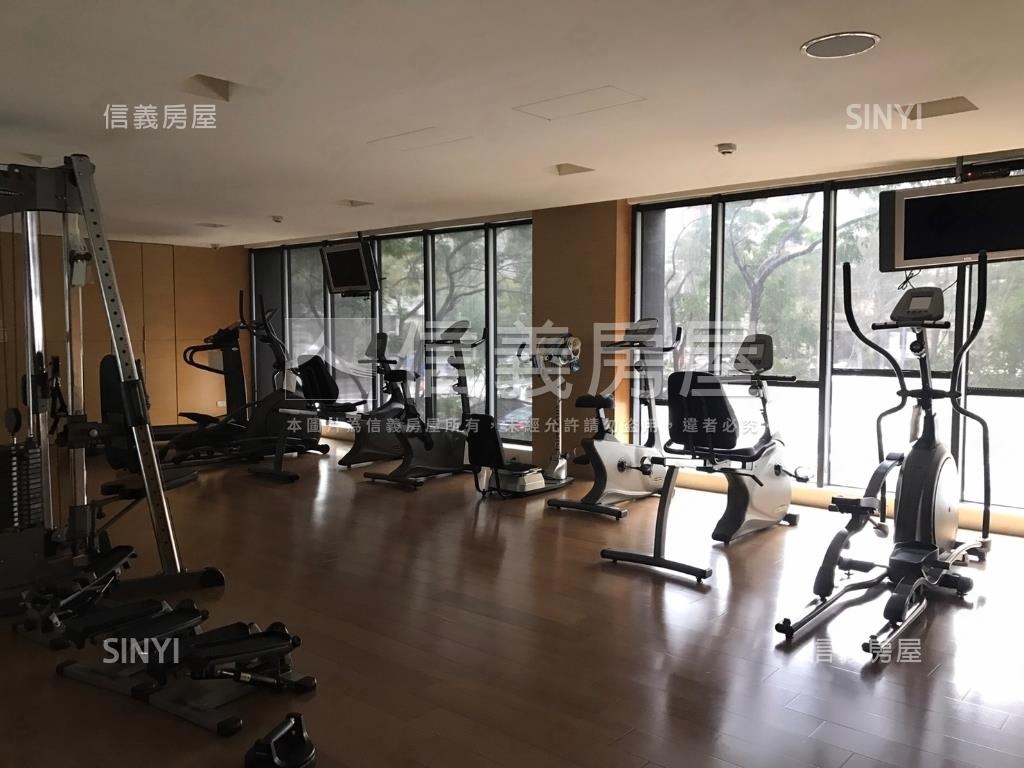 新市政小豪宅房屋室內格局與周邊環境