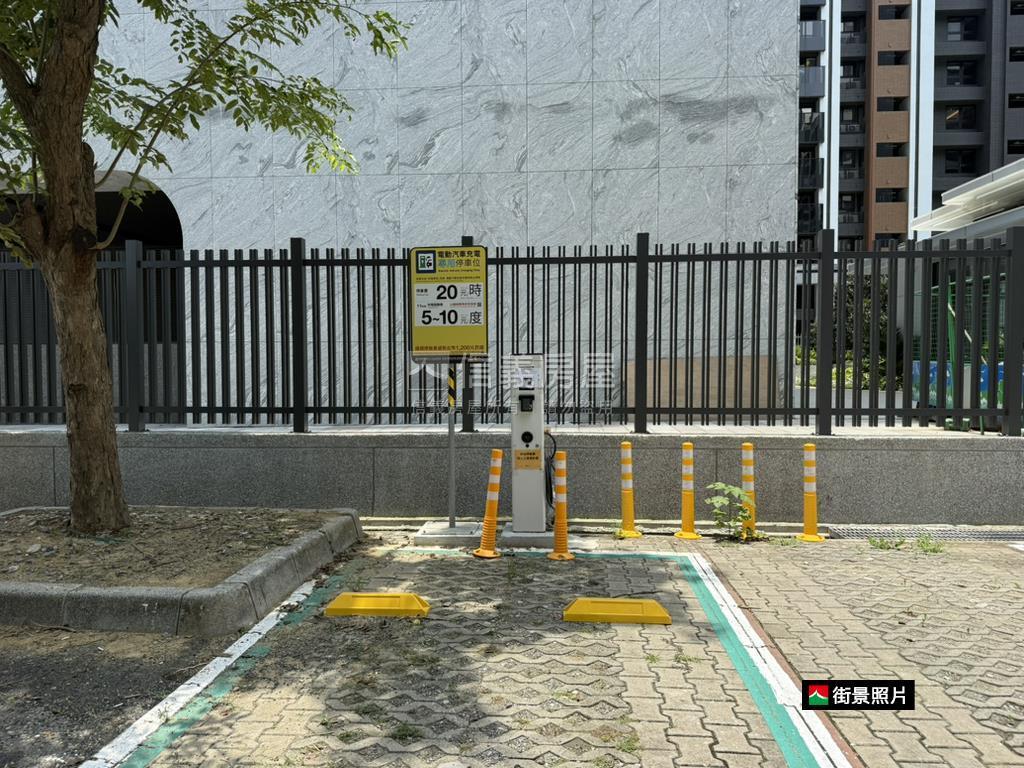 達麗世界仁全新二房平車房屋室內格局與周邊環境