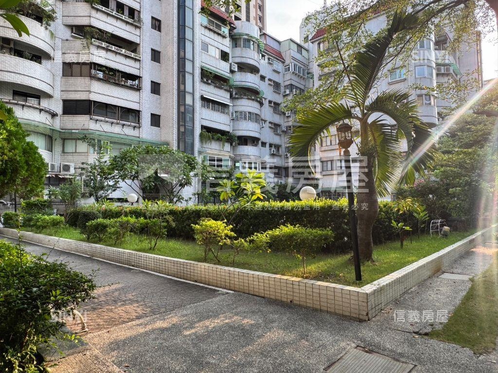 公園首席－景觀電梯房房屋室內格局與周邊環境