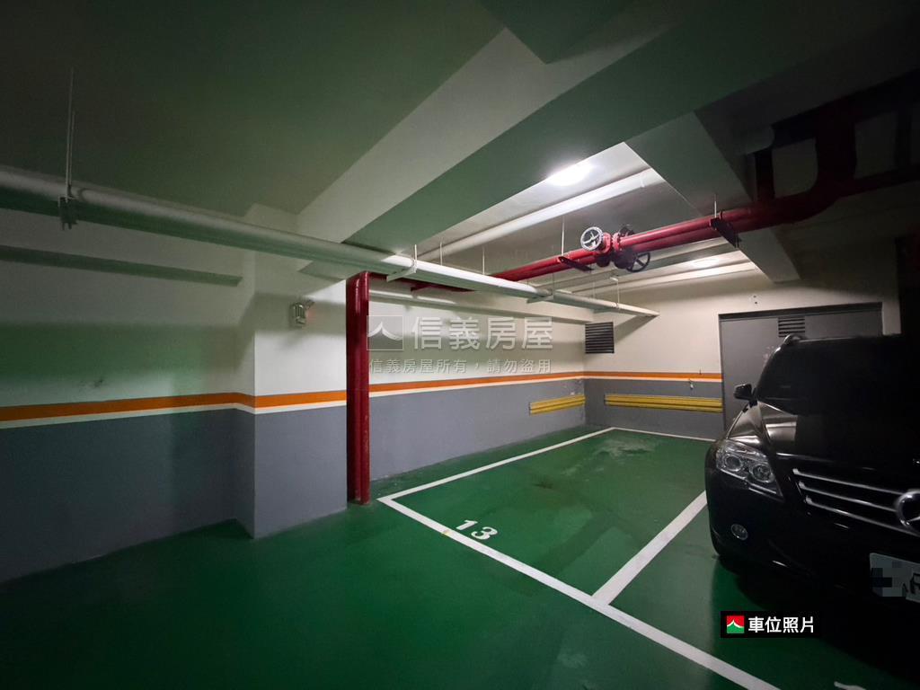 附中３房商二住四Ｂ１坡平房屋室內格局與周邊環境