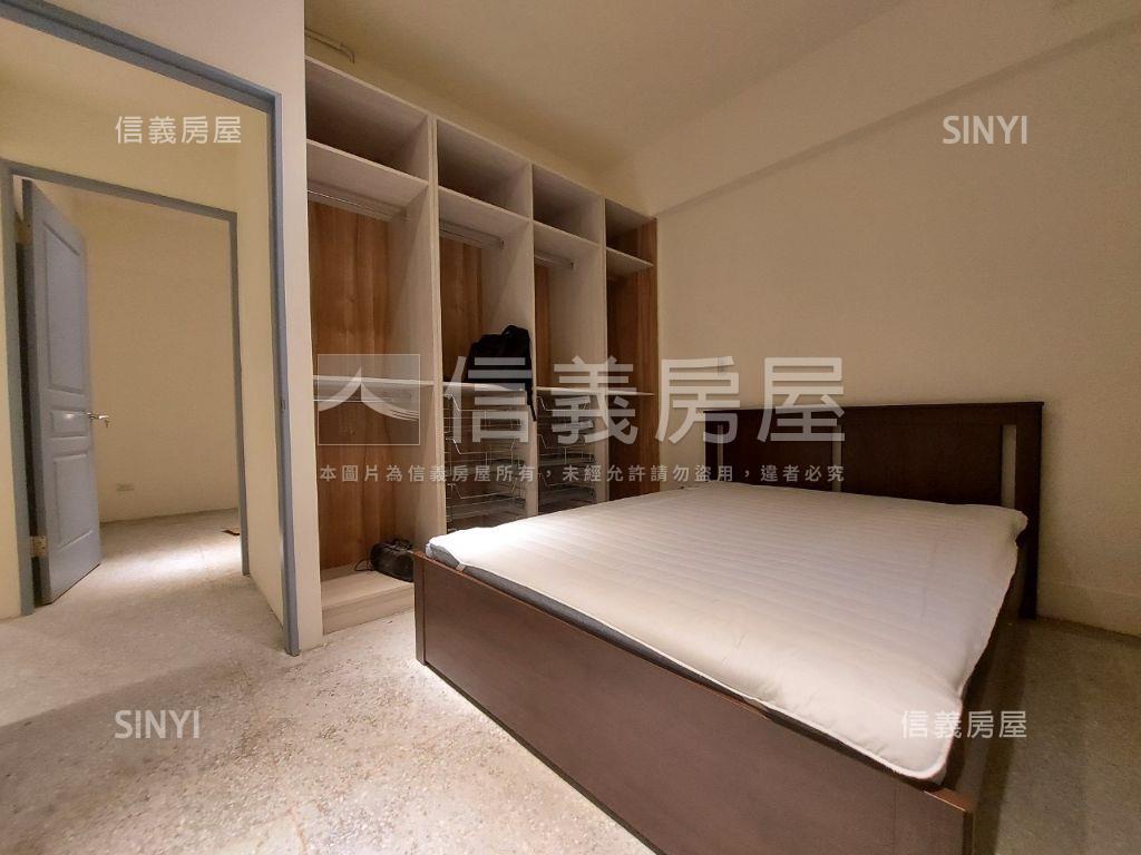 新板特區美寓頂加房屋室內格局與周邊環境