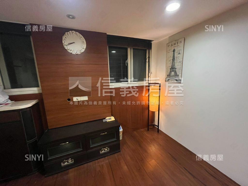 木柵捷運比佛利名家華廈房屋室內格局與周邊環境