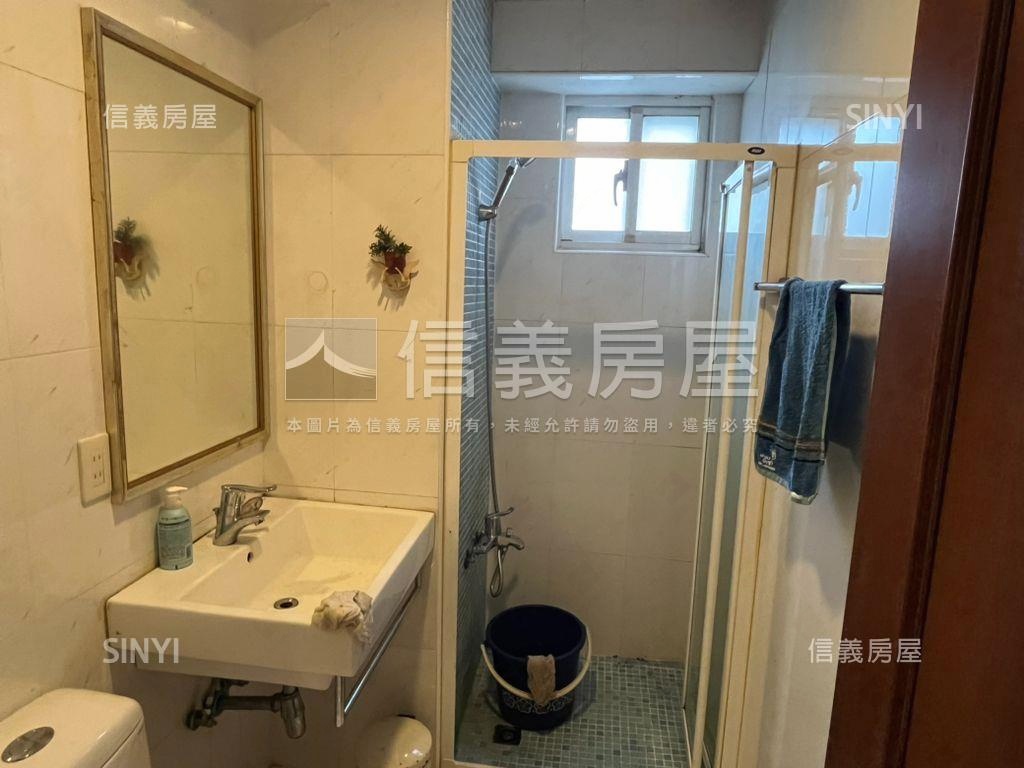 木柵捷運比佛利名家華廈房屋室內格局與周邊環境